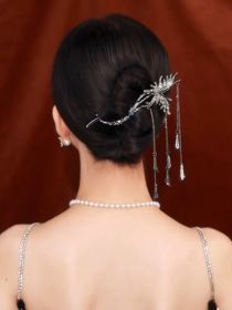 Clip-on Delicate Tiara Hair Accessories (Color: Butterfly fringe large hairpin)